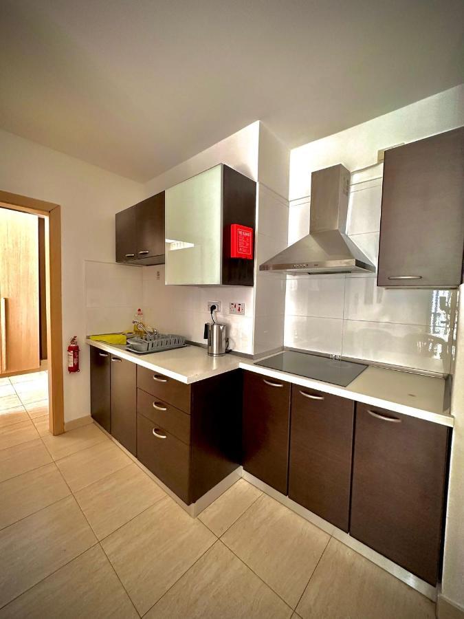 Dhalia Apartments - St. Julians Сент Джулианс Экстерьер фото