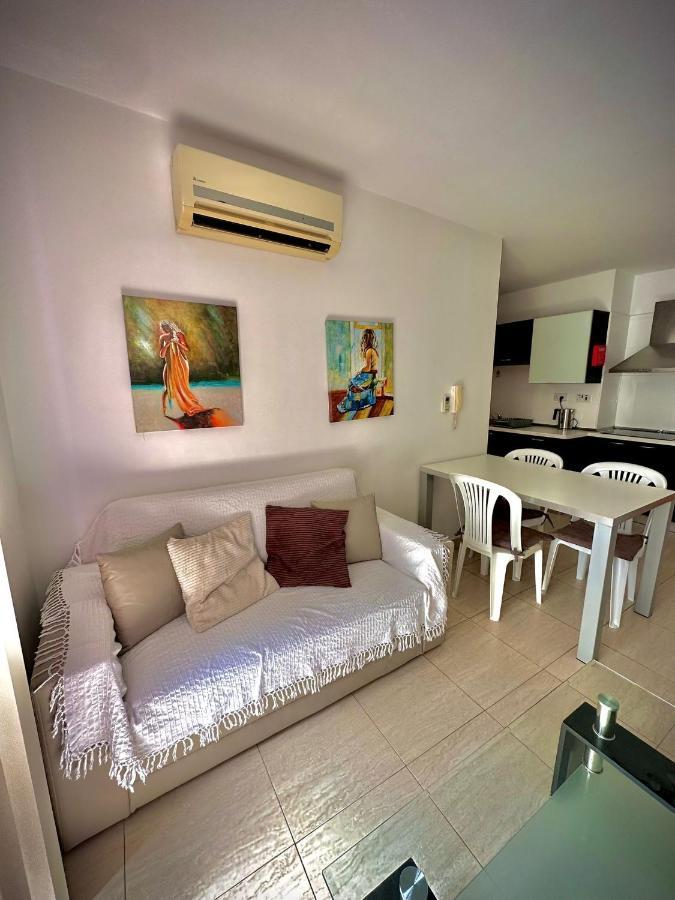 Dhalia Apartments - St. Julians Сент Джулианс Экстерьер фото