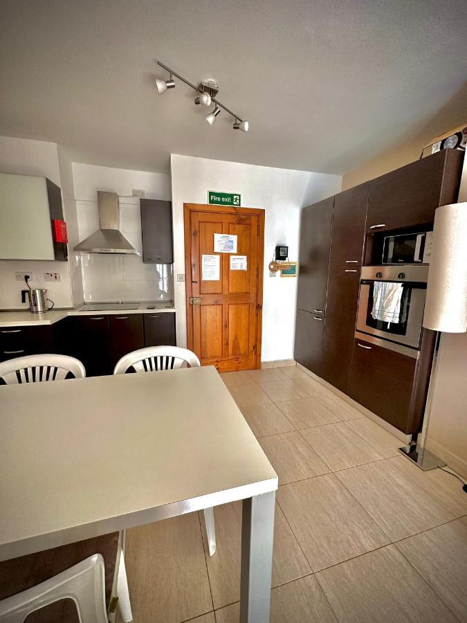 Dhalia Apartments - St. Julians Сент Джулианс Экстерьер фото