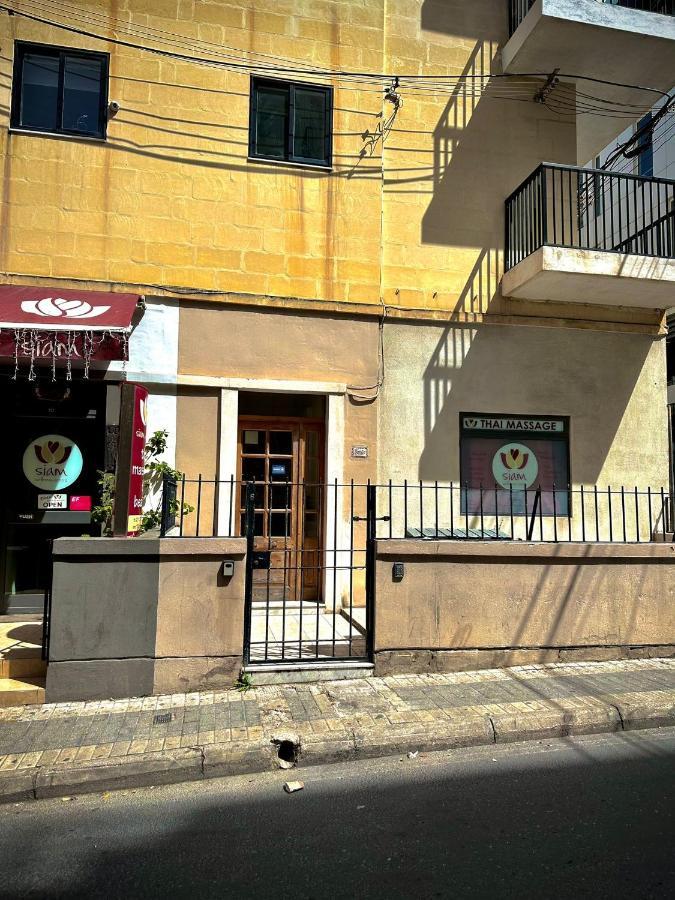 Dhalia Apartments - St. Julians Сент Джулианс Экстерьер фото